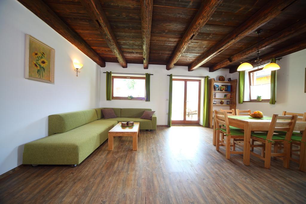 Pod Ponco Apartments كْرانْيِسكا غورا المظهر الخارجي الصورة